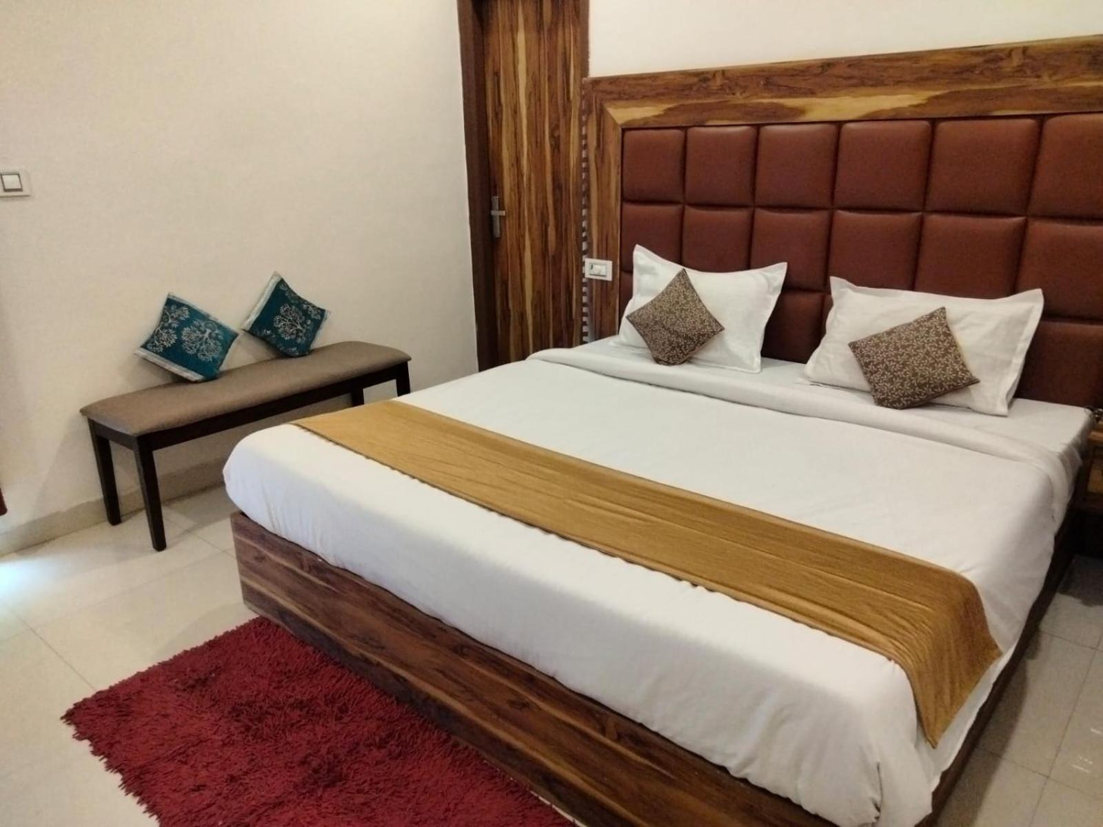OYO 22115 Hotel D Plaza Zirakpur Exterior foto